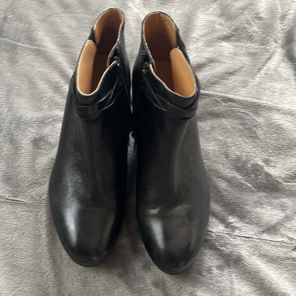 Bocage Innovation Booties View 2